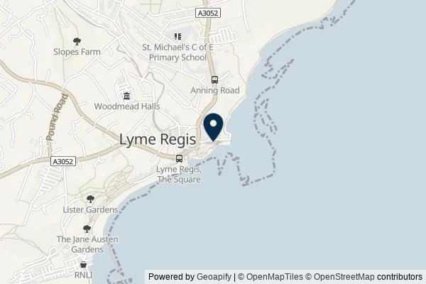 Map showing the area around: Dan Q found GC61PA7 In the Lyme light