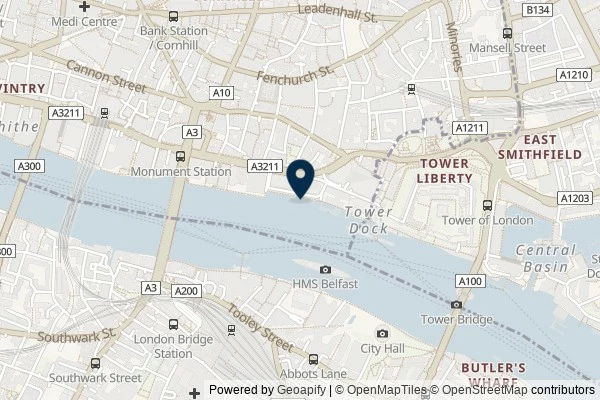 Map showing the area around: Dan Q found GC13NEF From a Swan to the Canary: Custom House