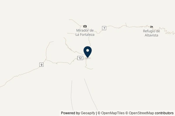 Map showing the area around: Dan Q found GC9P71A El tEidE