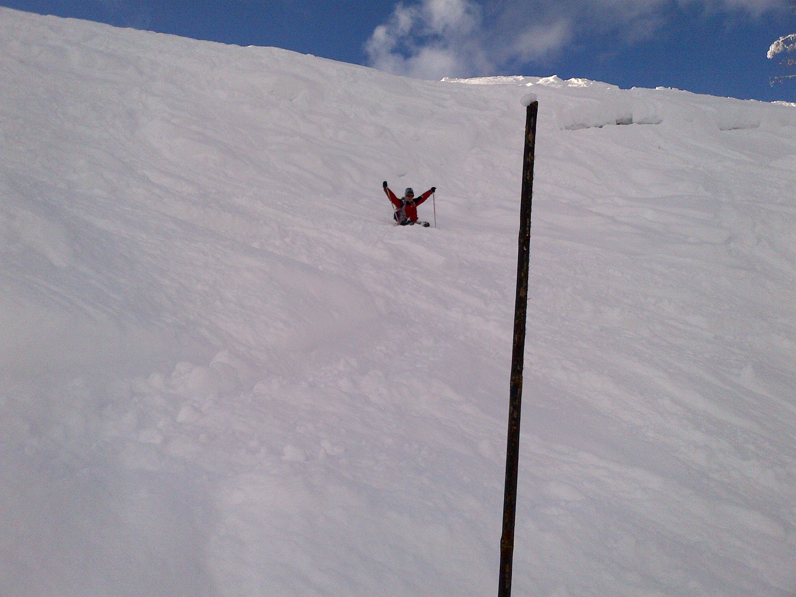 Following one of my first proper tumbles in years - and damn, it was a spectacular one, snowballing down black run "Yeti" when I took a corner too fast - Sarah snapped this picture.