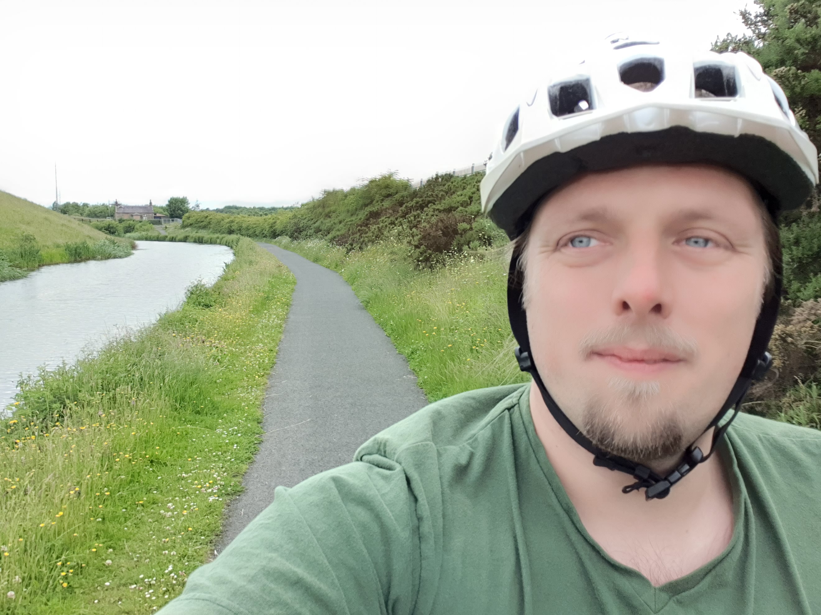 Dan cycling the Union Canal.
