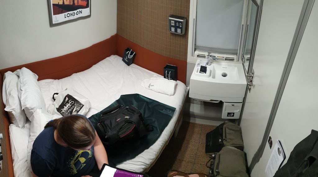 Caledonian Sleeper room