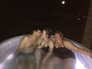 Graham kisses Jemma alongside Becky in the hot tub.