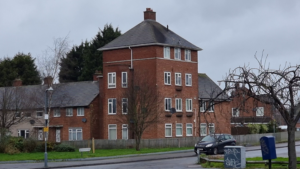 "House-shaped" four-storey block of flats