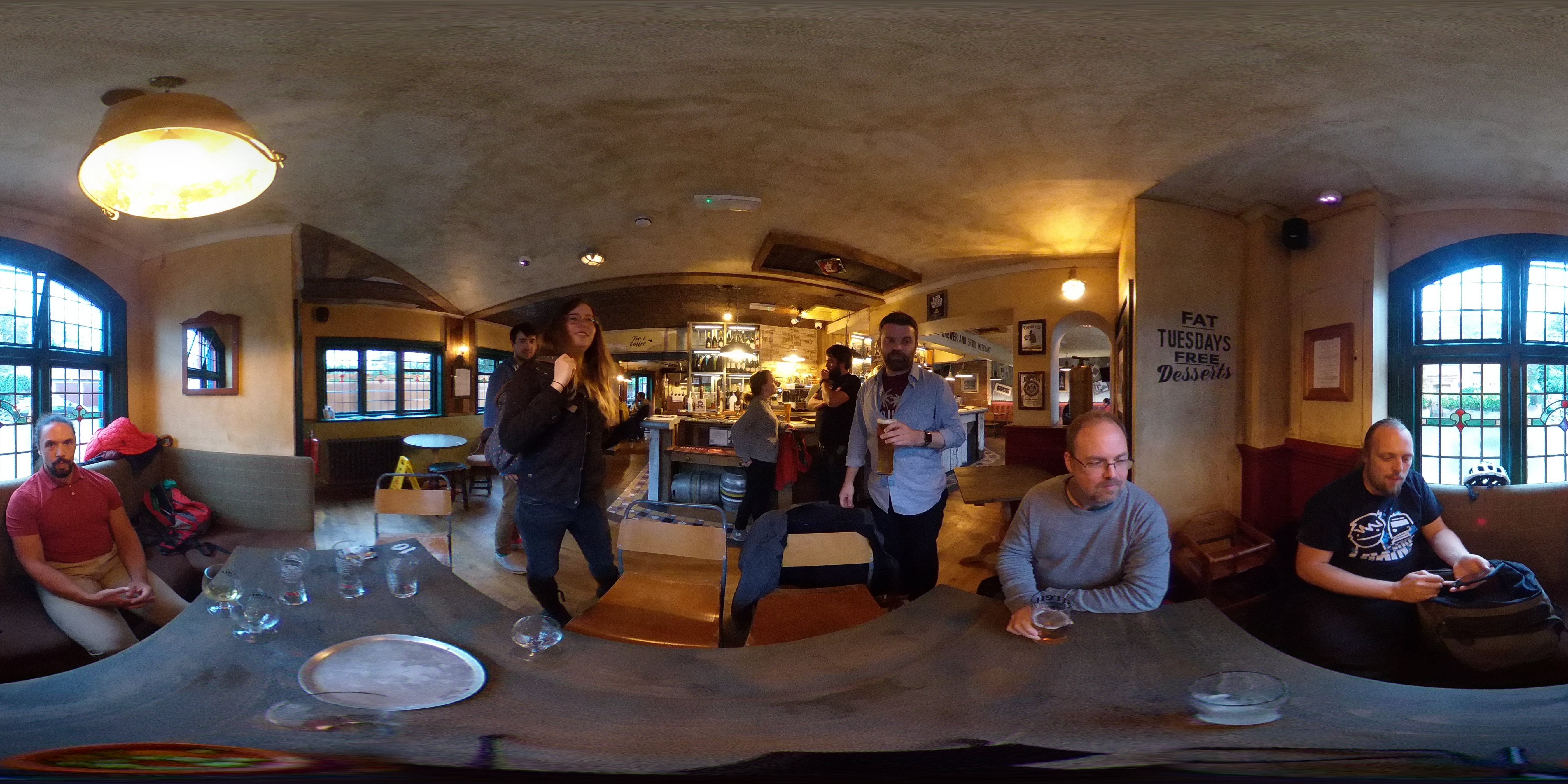 360 degree photo of IndieWebCamp Oxford 2018 Day 1 participants at the pub afterwards