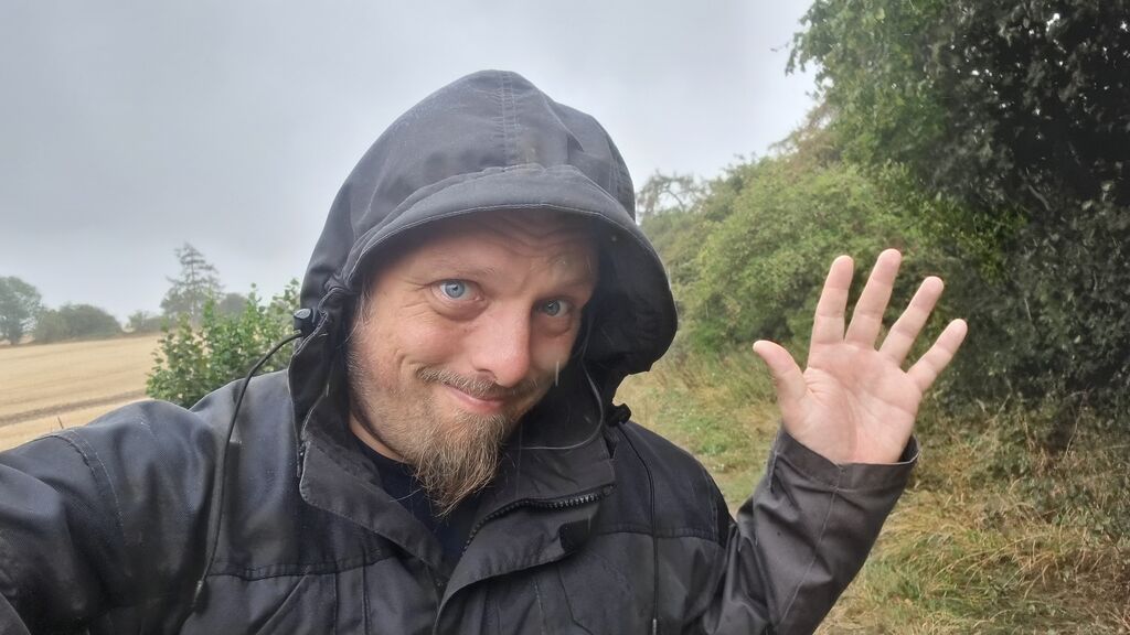 [Checkin] Dan Q found GC46RY8 It really is about the (2 millionth) cache
